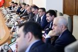 زبان بدن معنادار عراقچی در جلسه هیئت دولت