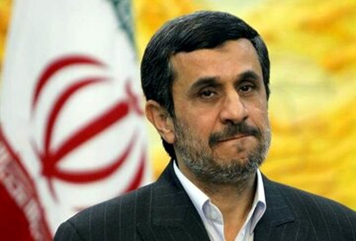 طعنه جنجالی به احمدی‌نژاد در برنامه تلویزیون