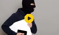 سرقت بی‌شرمانه از یک زن در کلیسا