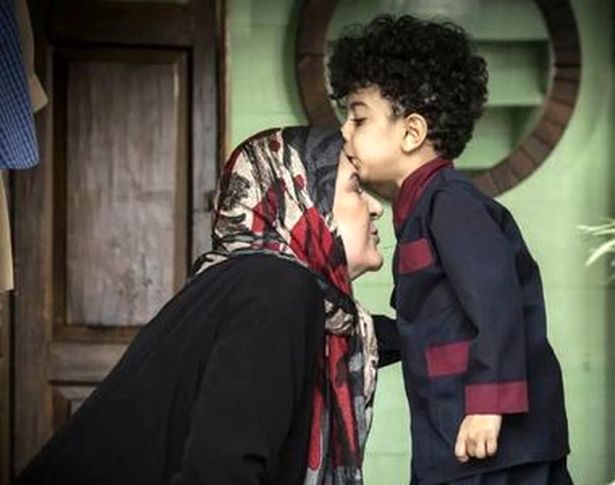 ویدئو جدید از خوانندگی بامزه سالار سریال پایتخت