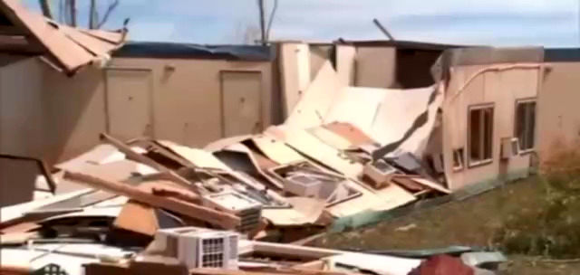 ویدئویی هولناک از تخریب خانه‌ها بر اثر سیل