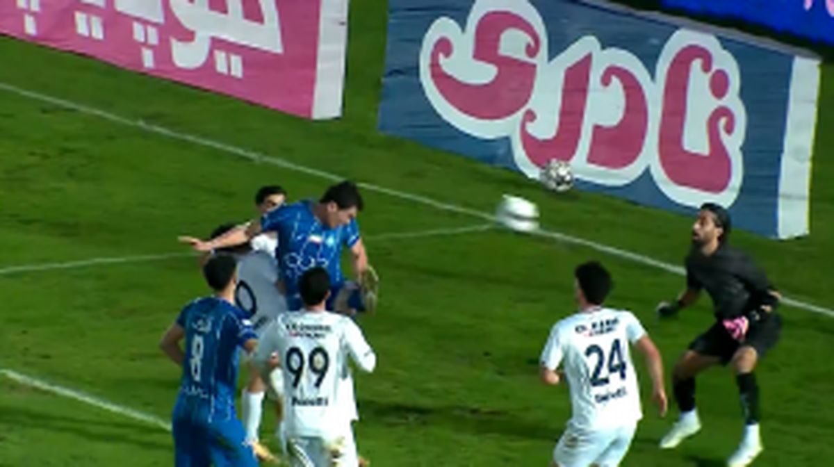 گل رستم، خوان اول را به سود استقلال کرد