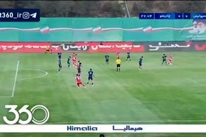 کمک‌‌داور، موقعیت عالی پرسپولیس را سوزاند