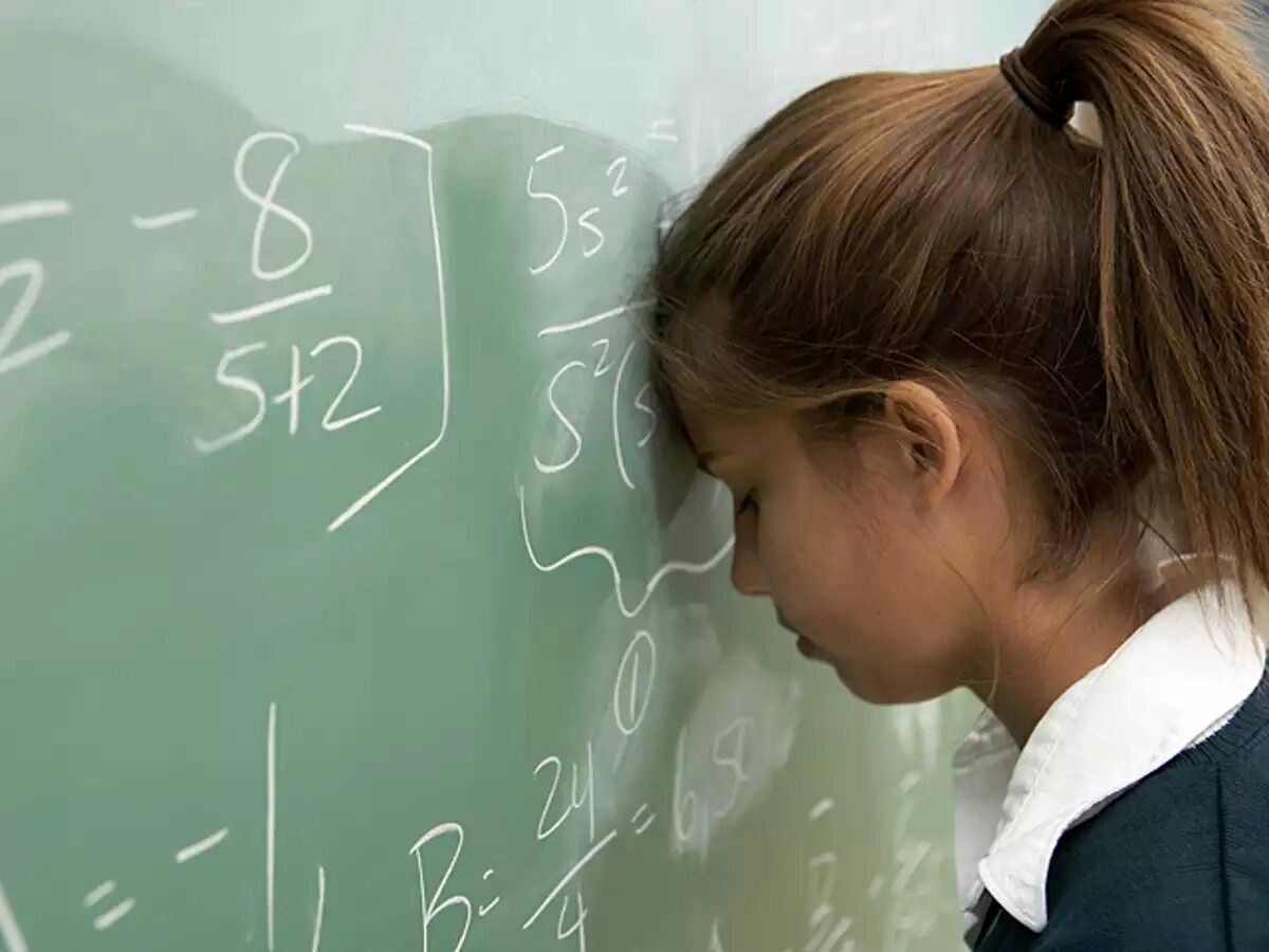 دختران در ریاضی ضعیف هستند؛ واقعیت یا کلیشه؟