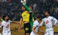 سپاهان با عبور از فجرسپاسی به صدر رسید