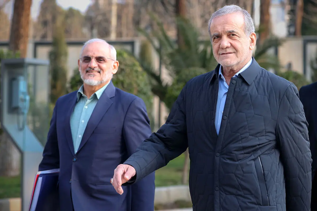 همزمان با نشست نتانیاهو و ترامپ، پزشکیان به جشنواره رفت