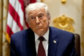 گریم سنگین ترامپ جلب توجه کرد