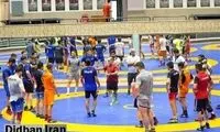 تیم کشتی آزاد ایران از پرواز جا ماند!