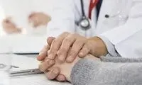تصویری از نسخه متفاوت و قابل تامل یک پزشک 