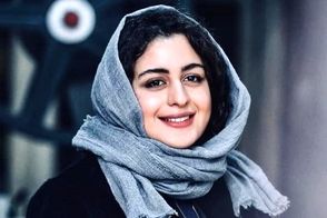استایل جذاب فاطیما بهارمست با دامن سنتی و گلدوزی
