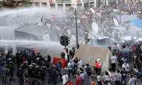 درگیری در لبنان بر سر بحران زباله +عکس