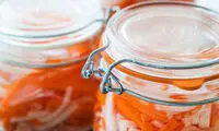 طرز تهیه ترشی هویج و ترب سفید