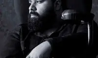 رضا صادقی از آلبوم «زندگی کن» رونمایی می‌کند