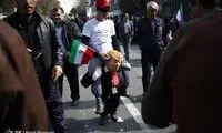 ترامپ سواری در راهپیمایی ۱۳ آبان!