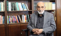 شریعتمداری: منتقدان کمک به حزب‌الله را احمقند