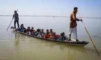 انتقال خطرناک چند کودک سیل زده در خوزستان