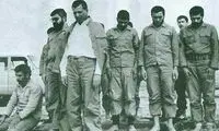 نماز جماعت آیت الله هاشمی و روحانی در جبهه
