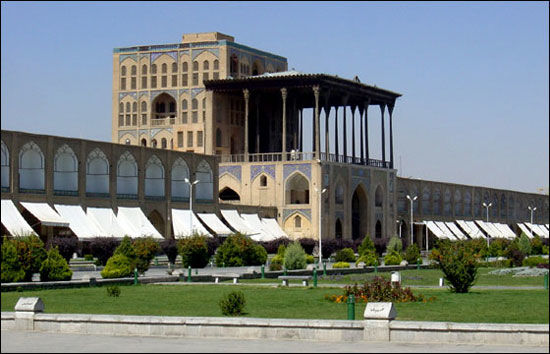 عجایب معماری ایران؛ کاخ عالی قاپو