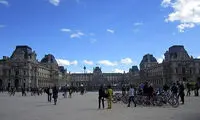 عکس: گشت و گذاری در موزه لوور فرانسه