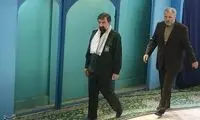 پوشش متفاوت رضایی در نماز جمعه +عکس