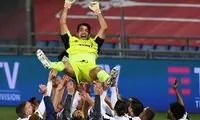 پرتاب بوفون به آسمان در آخرین قهرمانی