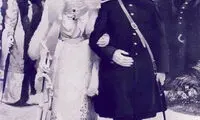 عکس: شاه قاجار دست در دست ملکه ایتالیا