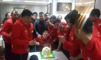 جشن تولد آندو در اردوی نفت