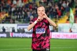دفاع راست پرسپولیس به ایران نمی‌آید!