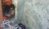 تصاویر تلخ از نجات کودکان آزار دیده در ماهشهر
