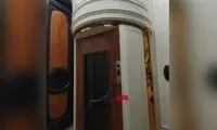 تصویری از آسانسور تعبیه‌شده در کاخ مرمر