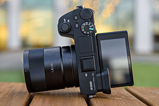 ۶ دوربین برتر بدون آینه برای عکاسی در سفر