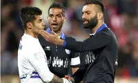 عکس: سيلي به صورت دروازه بان استقلال