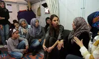 عکس: ملکه اردن در میان پناهجویان