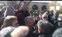 سلطان در مراسم خاکسپاری مرحوم احمدی