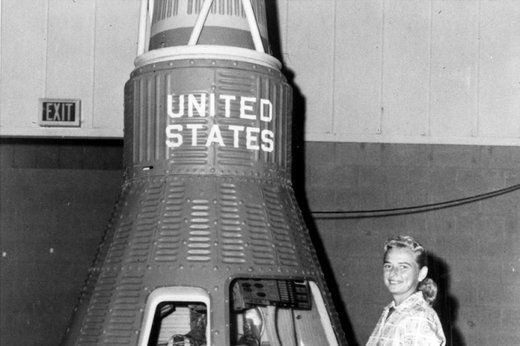 اولین کارآموز فضایی زن درگذشت