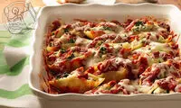 پاستاهای صدفیِ شکم پُر با مرغ و اسفناج