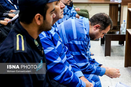 حاشیه اولین جلسه دادگاهی پرونده اعتماد ایرانیان