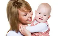 چگونه نوزاد خود را درست بغل کنیم؟