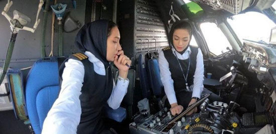پروازِ رفت‌ و‌ برگشت تهران _ مشهد با دو خلبان زن