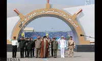 عکس: حضور رهبری در یک مراسم نظامی