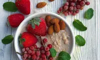 طرز تهیه اوتمیل دارچینی؛ این صبحانه مقوی را از دست ندهید!