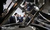رونمایی از موتور جتِ بومی در حضور رهبر انقلاب