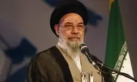 امام جمعه اصفهان: ناو آمریکا با یک موشک نابود می‌شود