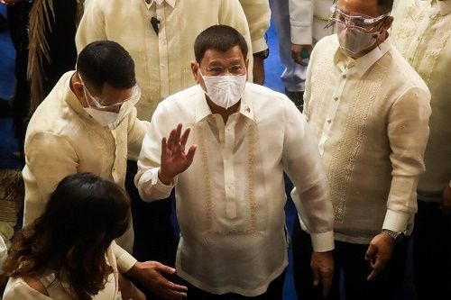 رئیس‌جمهور فیلیپین: بازنشسته می‌شوم