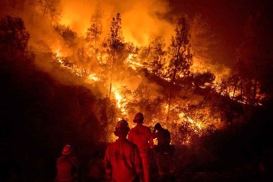 آتش‌سوزی کالیفرنیا، معلول گرم شدن زمین است