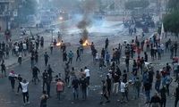 ادامه اعتراضات در عراق؛ جاده‌ اصلی بصره بسته شد