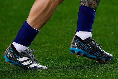 عجیب‎ترین طرح‎ها روی کفش ستارگان فوتبال