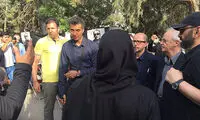 عکس: عادل در مراسم ترحیم كيارستمی