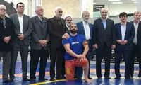 صادق‌زاده، پهلوان ایران در سال ۹۸ شد