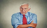 ۱۰ دلیل برای اینکه نباید مدام شکایت کنید